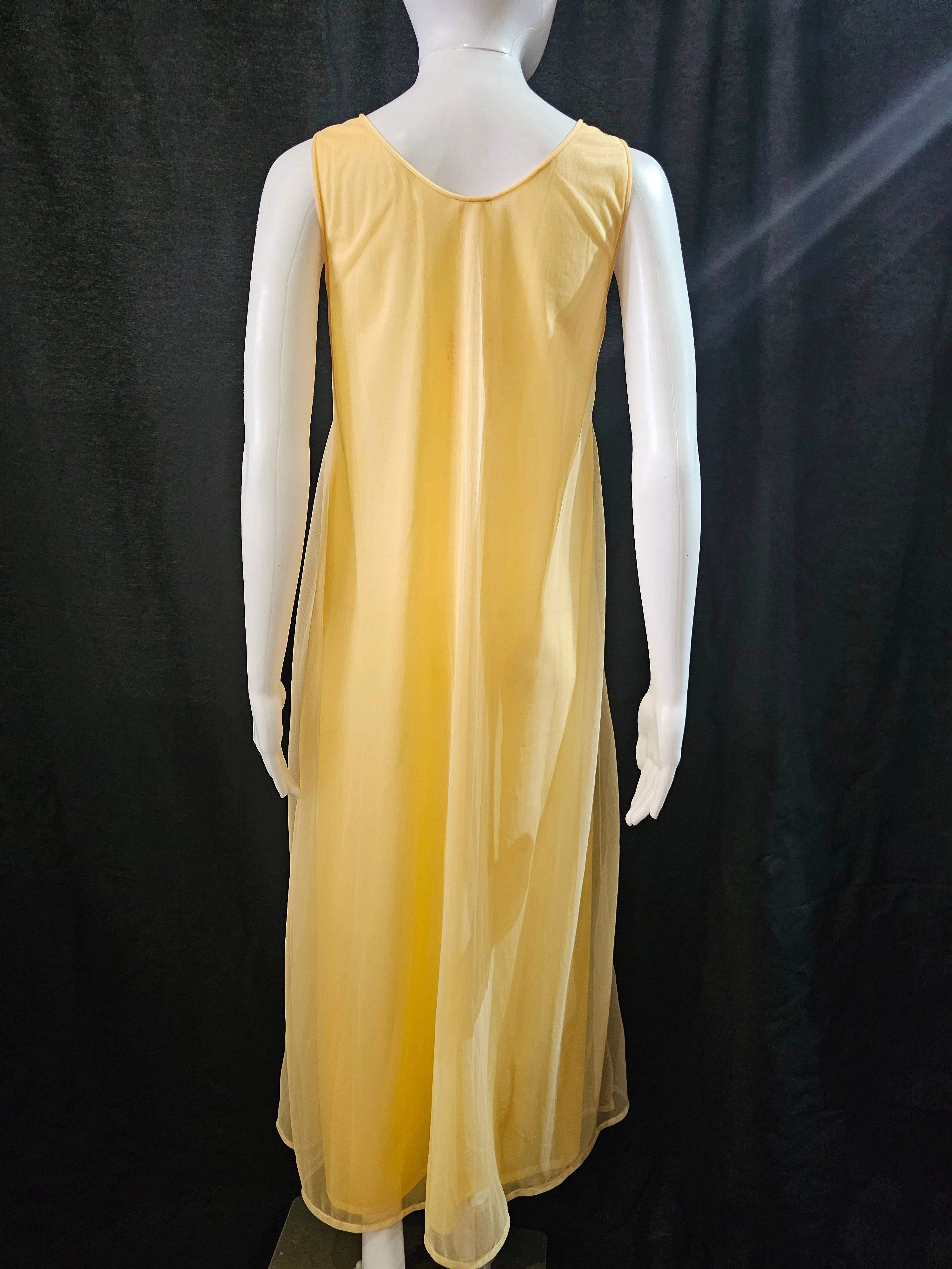 1960s Gragoro Double layer melon orange chiffon Negligee