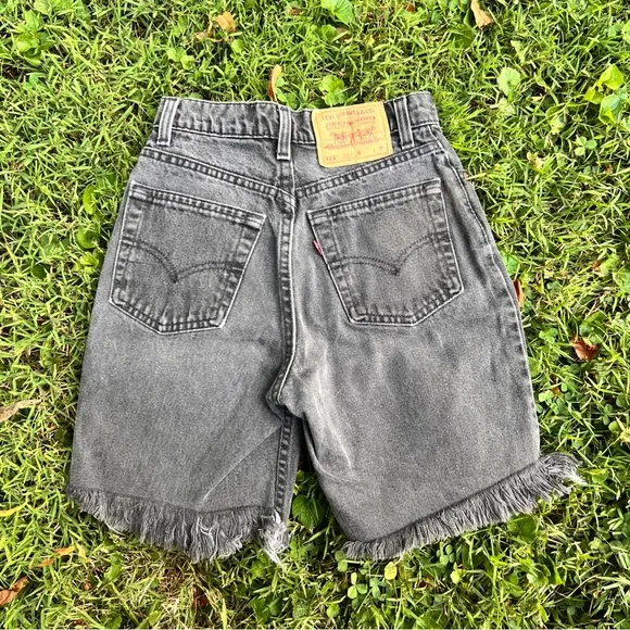 90’s black Levi 512 slim fit cutoff shorts