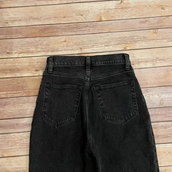 Abercrombie &amp; Fitch 90s Slim Straight Ultra High Rise Jeans