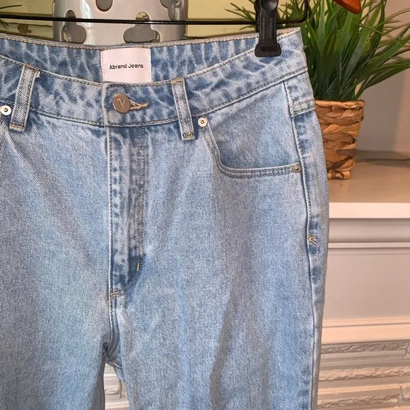 ABRAND ‘94 High Slim Gina Jeans Size 28 Like New