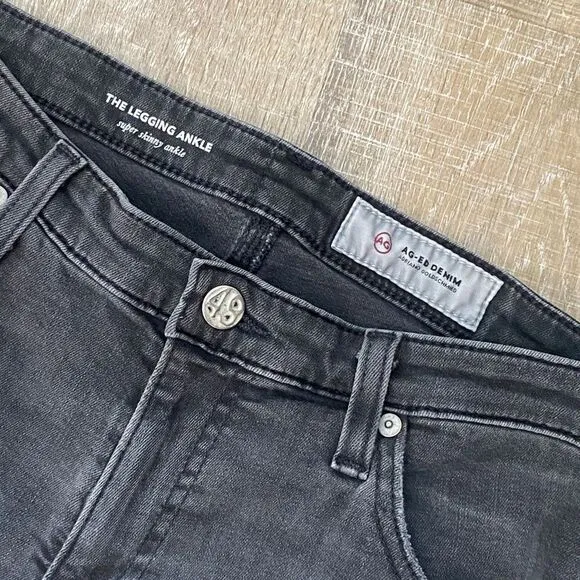 AG ADRIANO GOLDSCHMIED The Legging Ankle Super Skinny Jean Faded Distressed 31