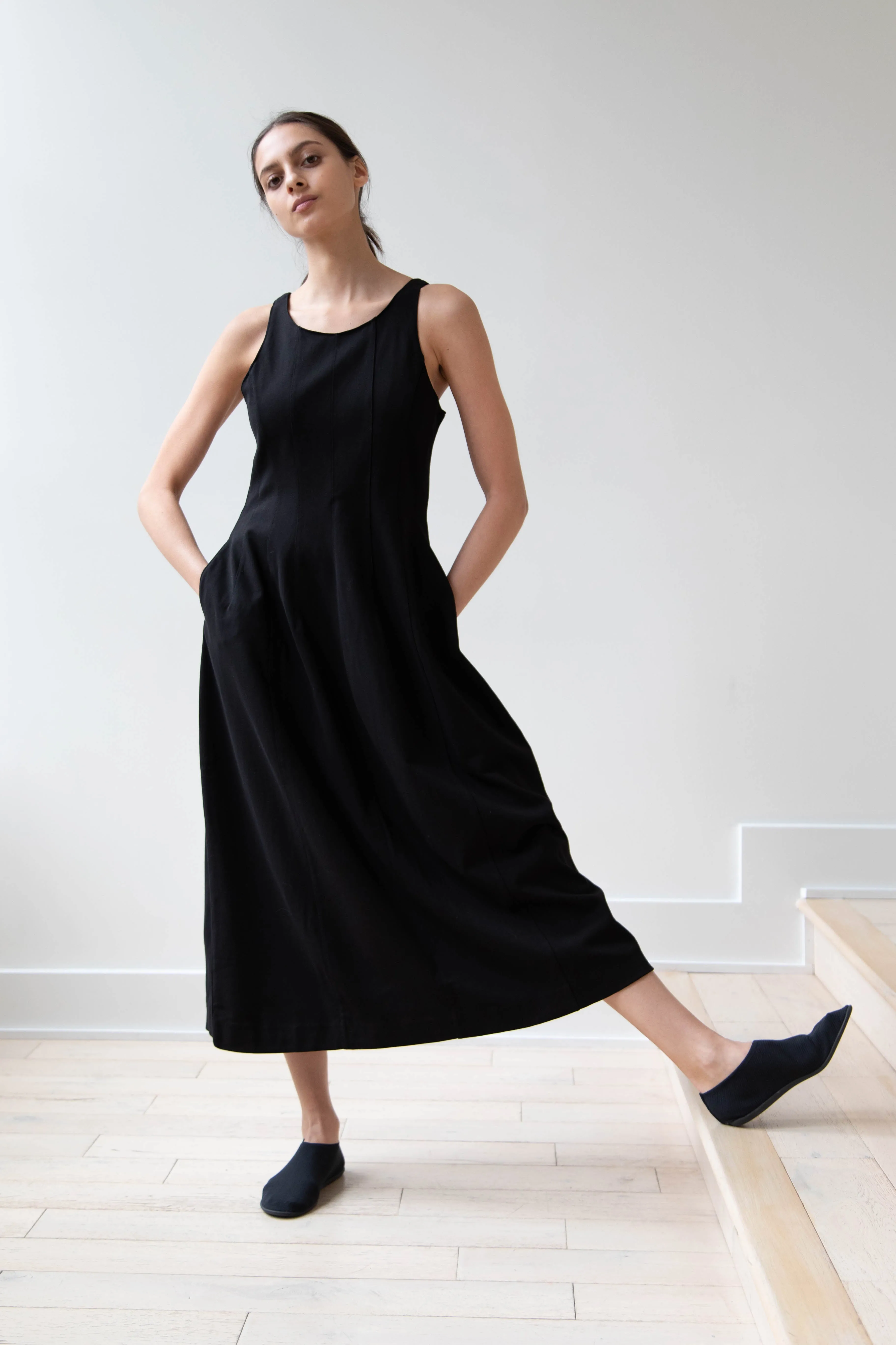 Auralee | Hard Twist Smooth Dress in Black