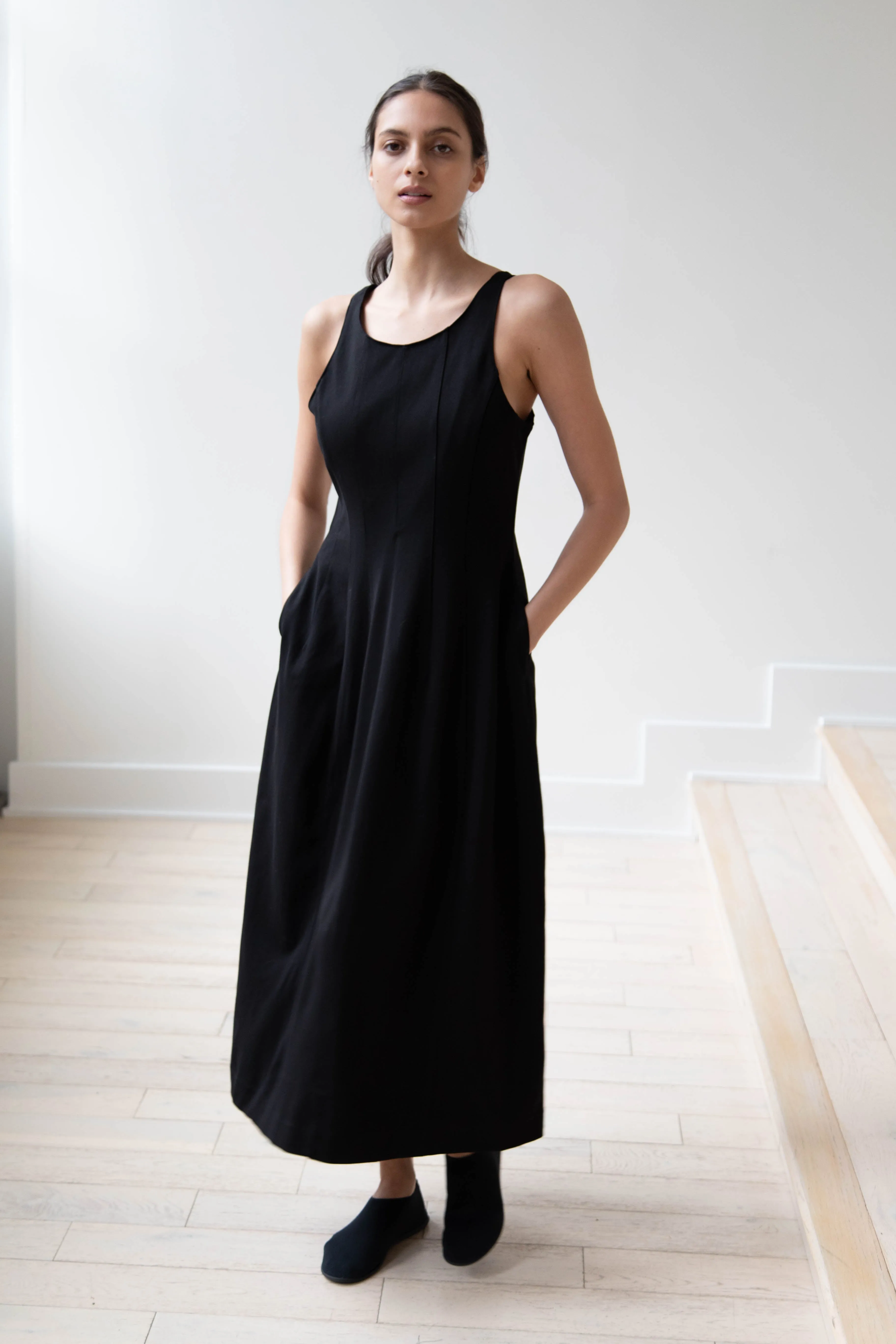 Auralee | Hard Twist Smooth Dress in Black