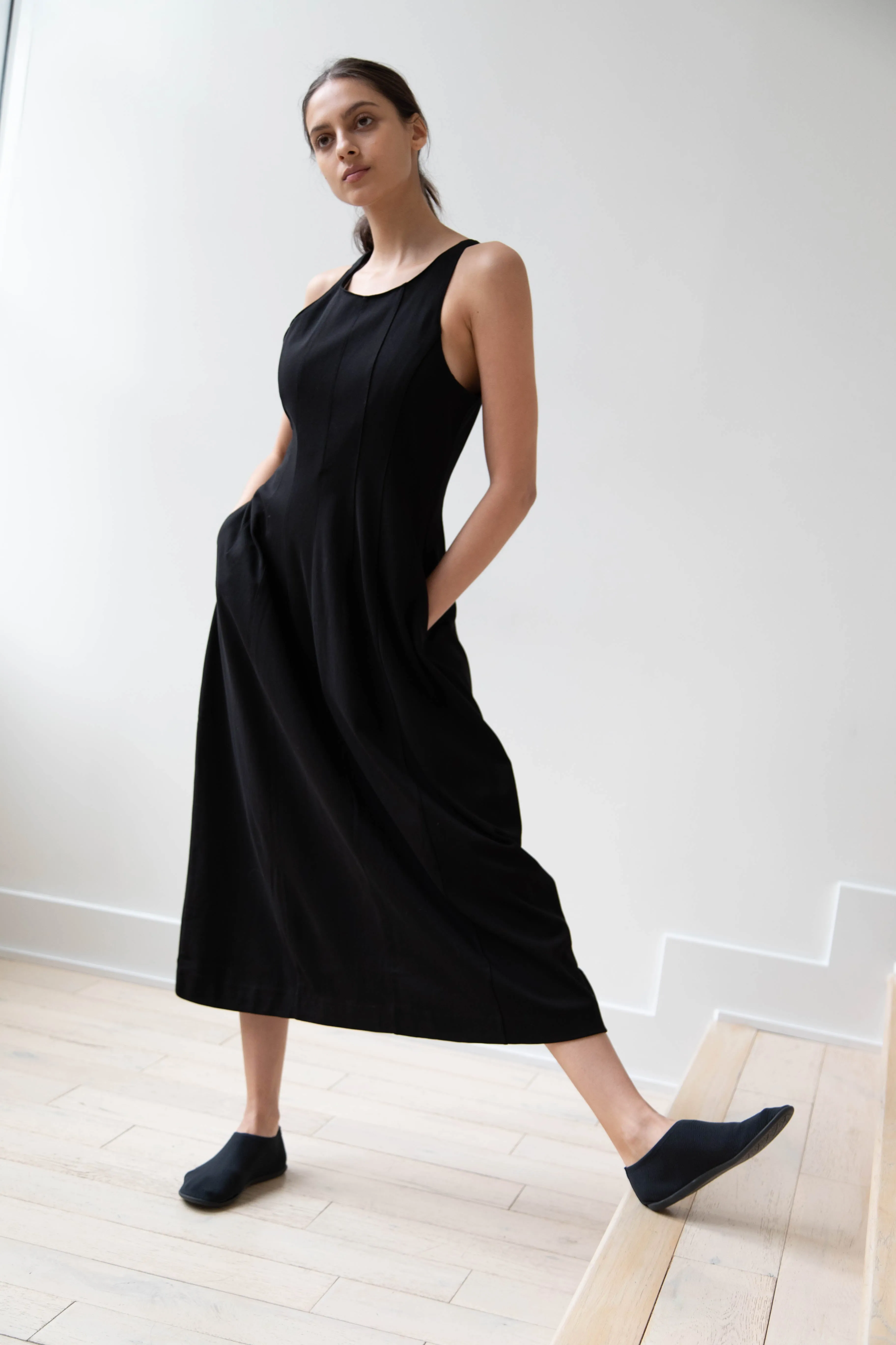 Auralee | Hard Twist Smooth Dress in Black