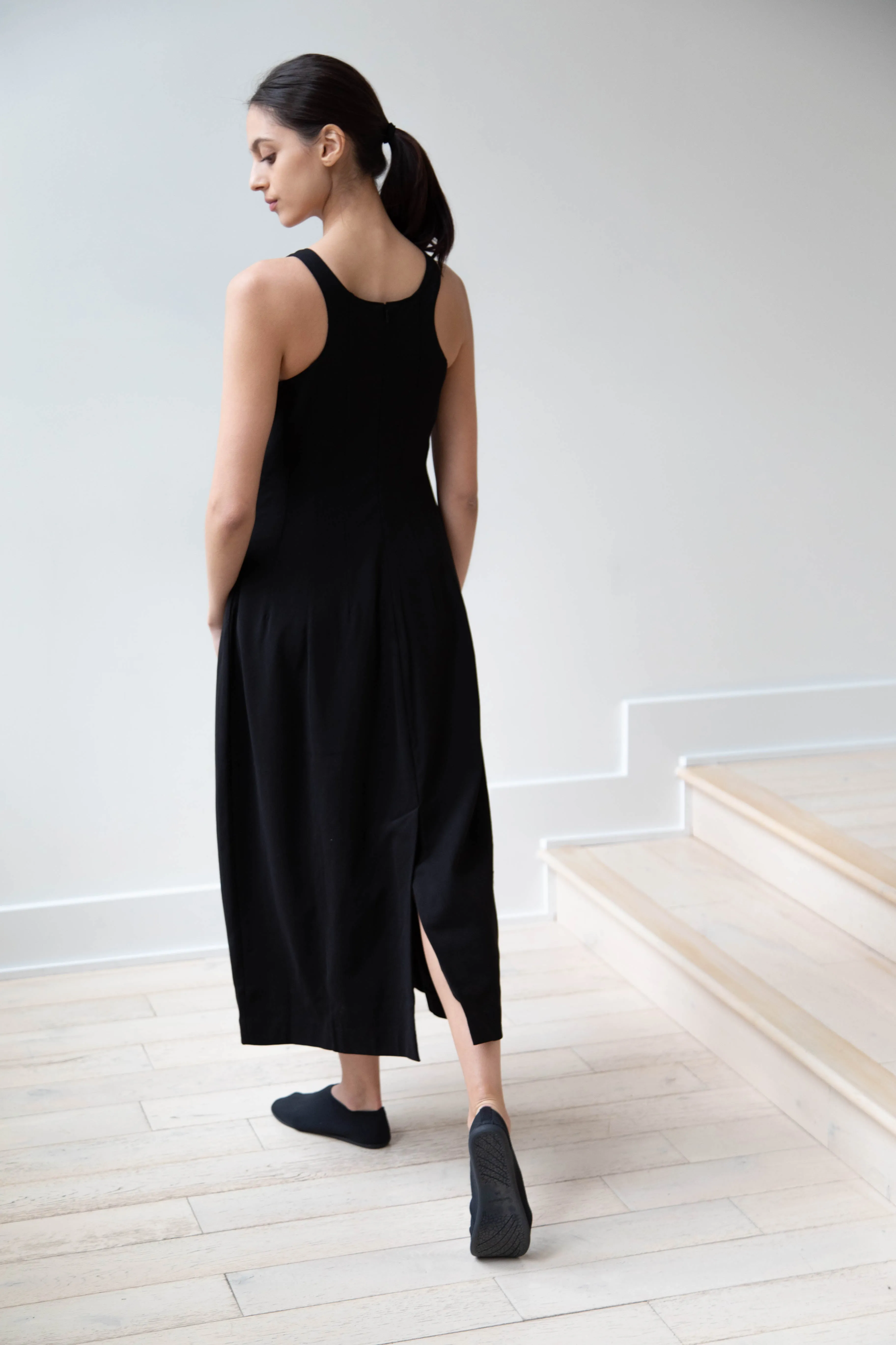 Auralee | Hard Twist Smooth Dress in Black