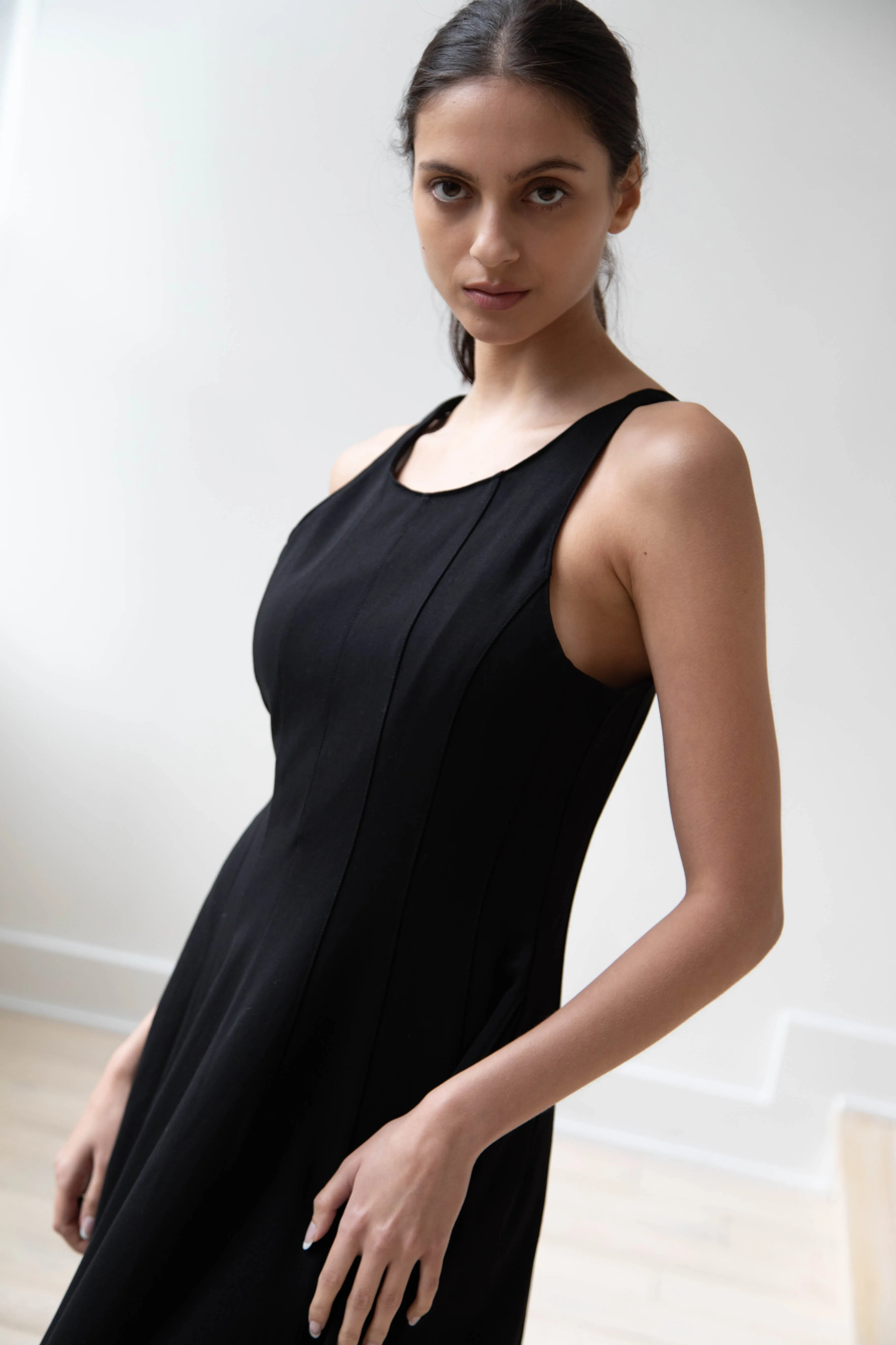 Auralee | Hard Twist Smooth Dress in Black