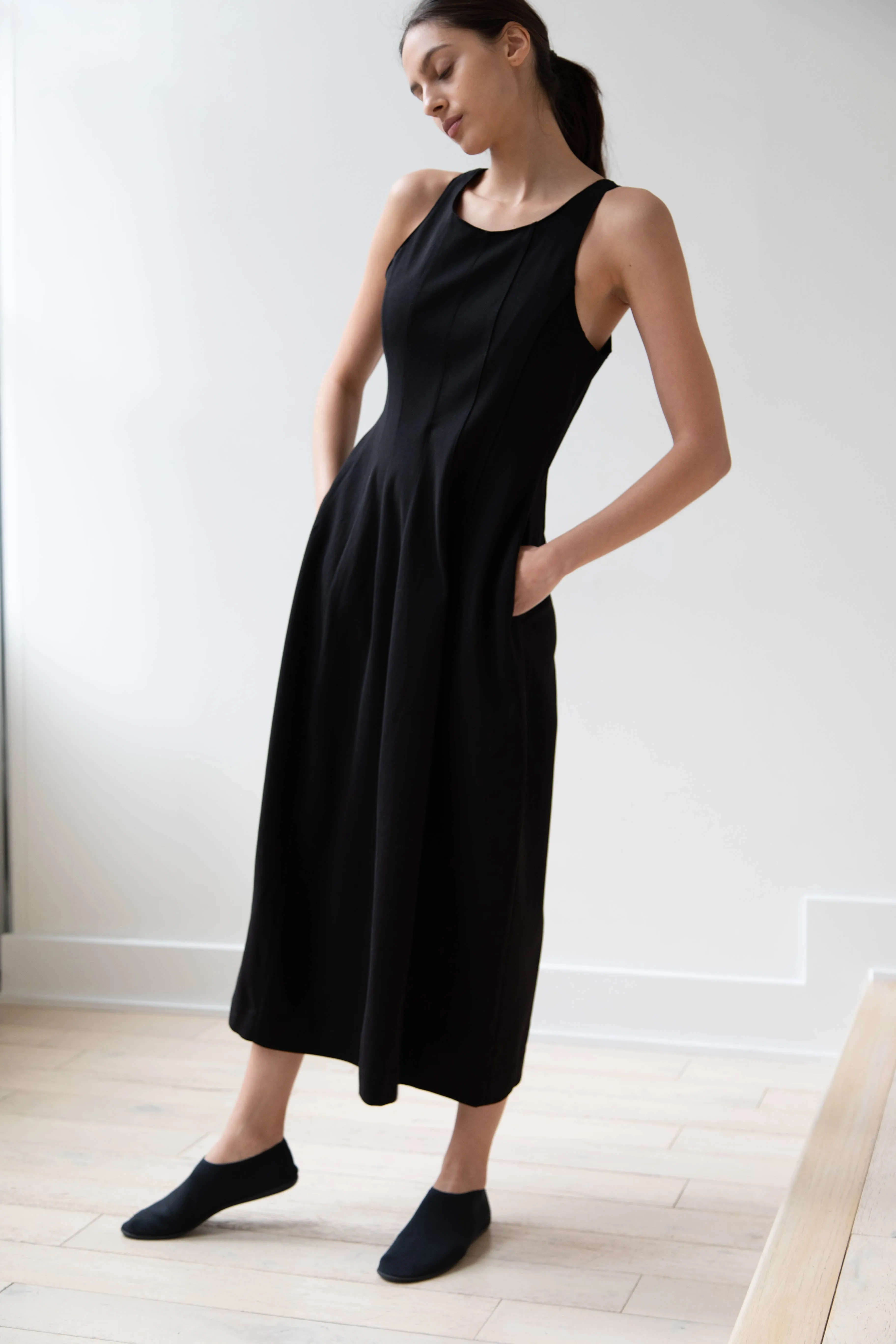 Auralee | Hard Twist Smooth Dress in Black