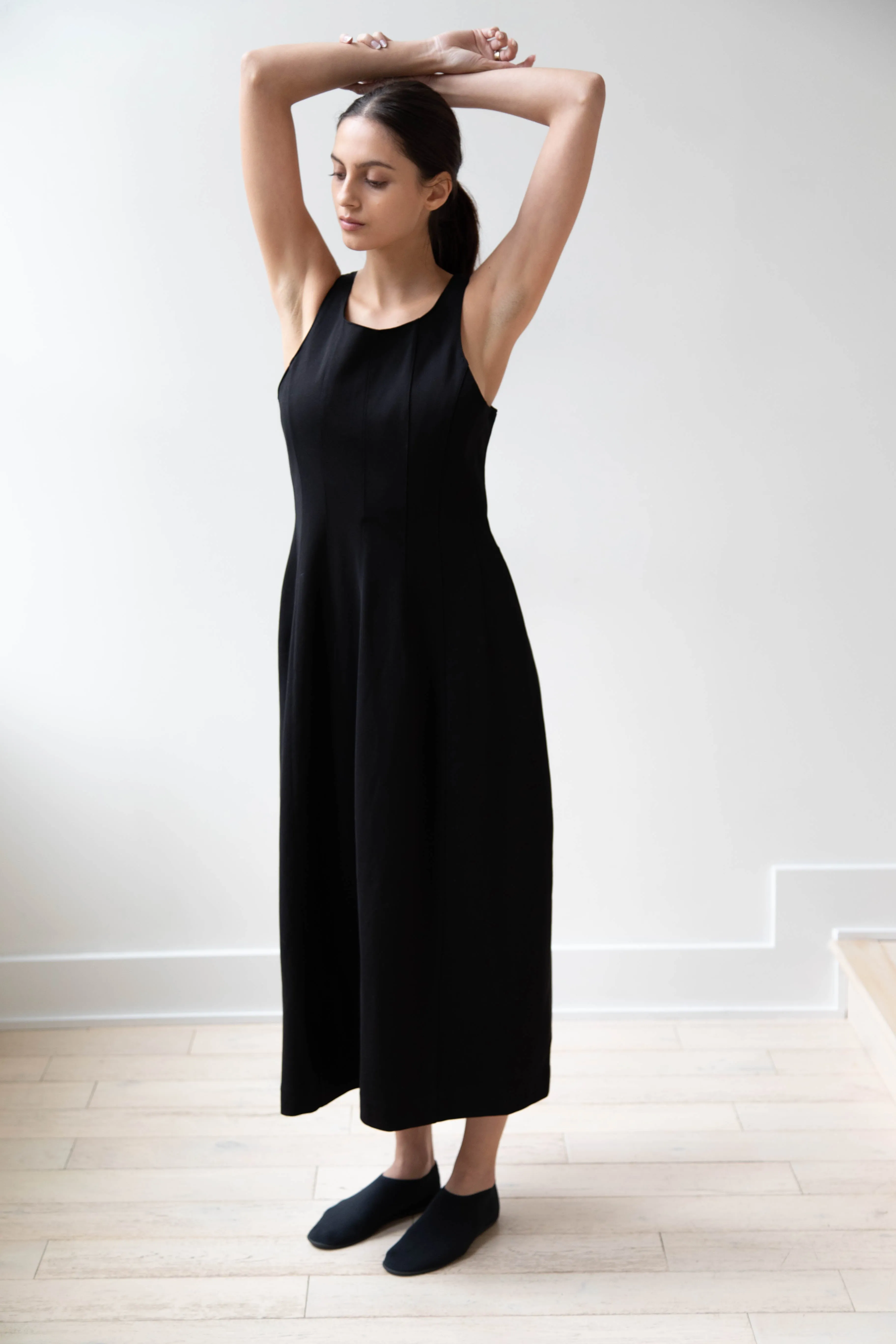 Auralee | Hard Twist Smooth Dress in Black