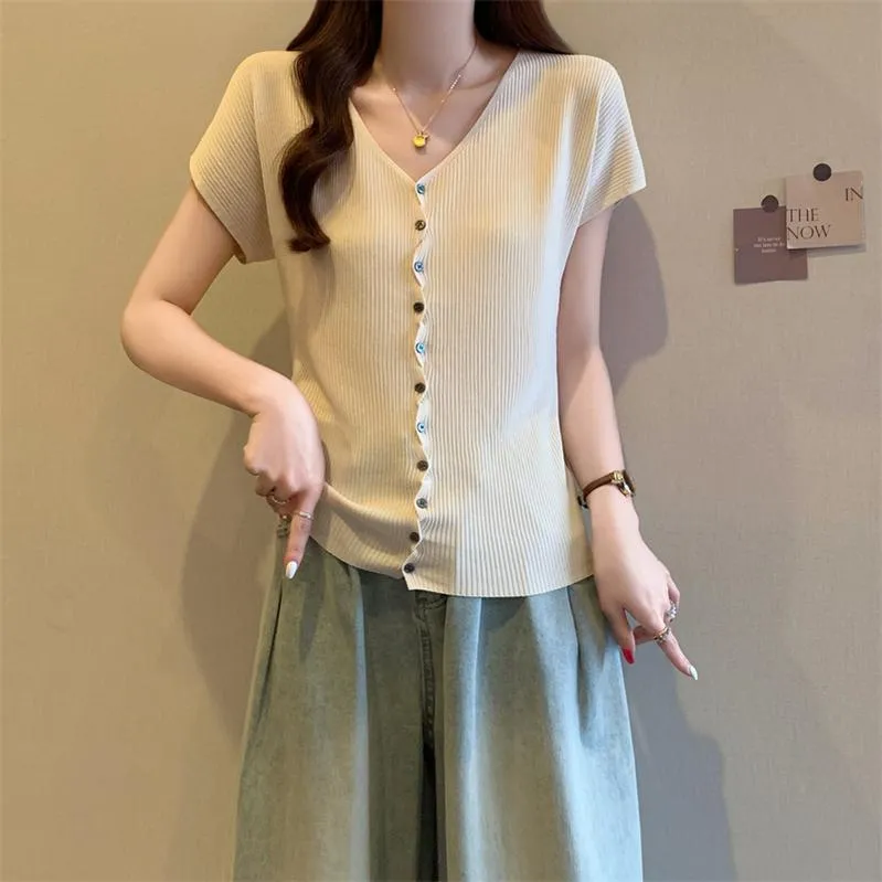 Button-up Plus Size Women's T-Shirt in Soft Rib Jersey