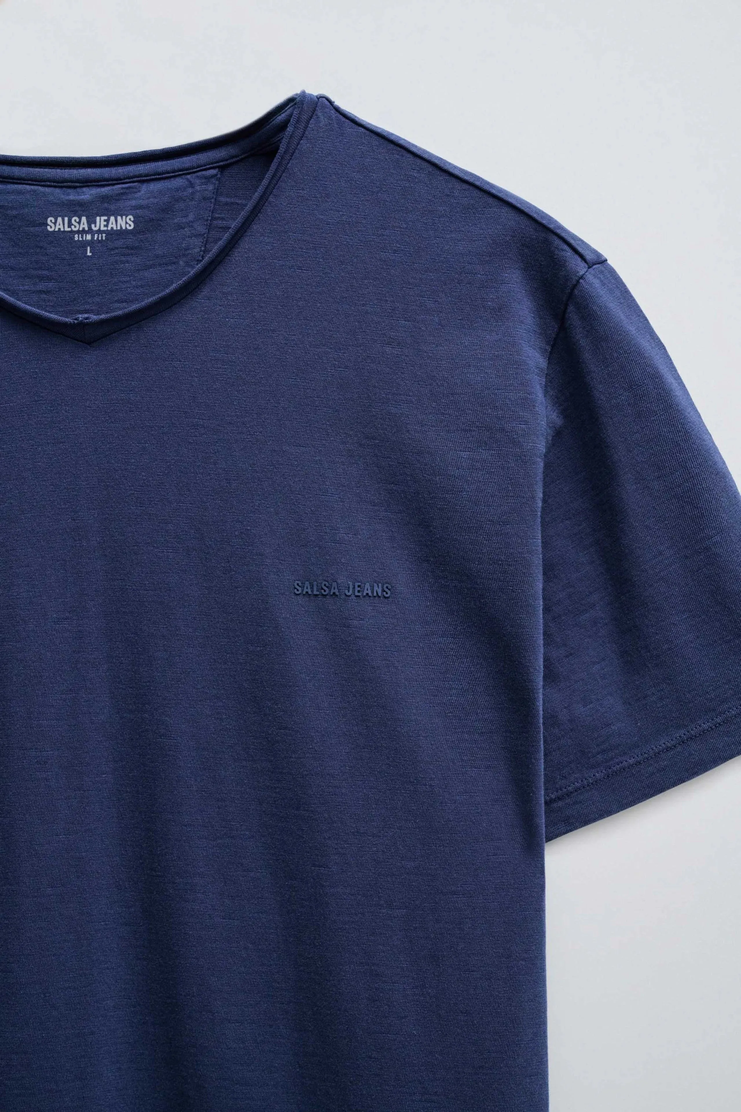 Camiseta SALSA Tintado y Logotipo Azul