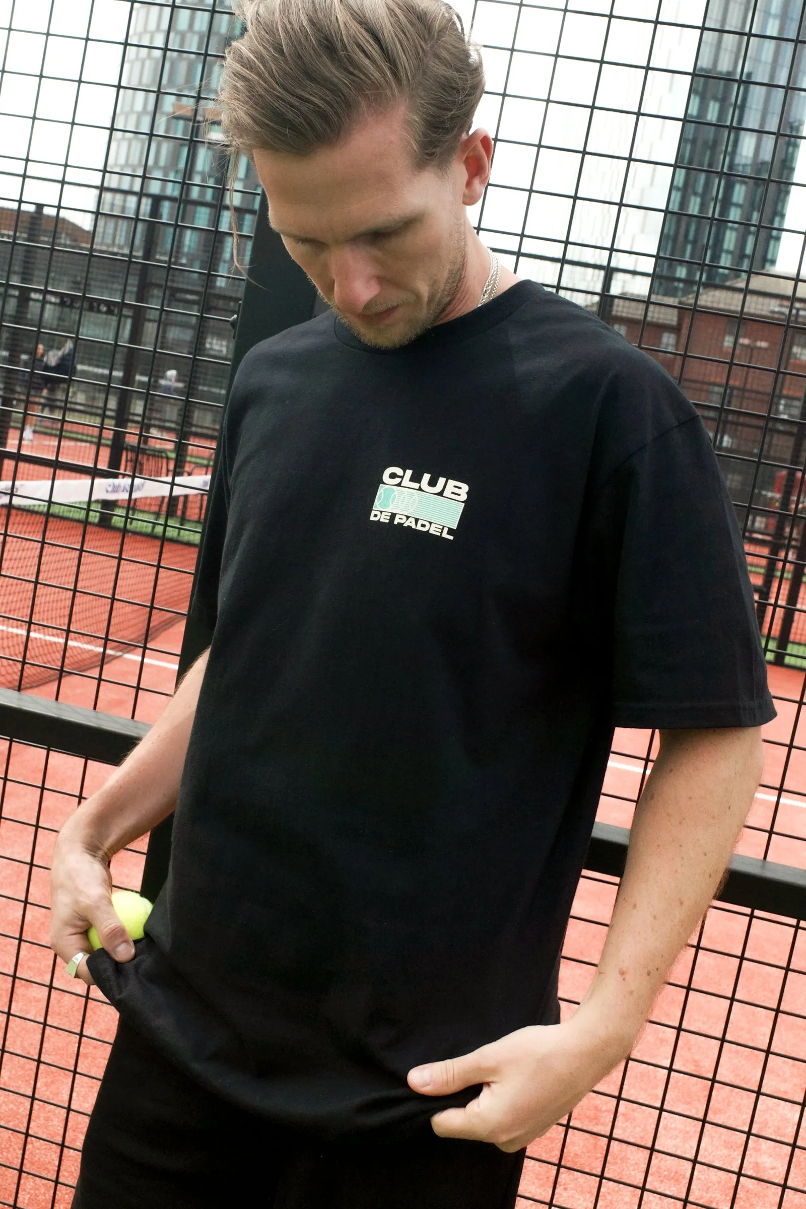 Club de Padel 'Heritage' Tee - Black