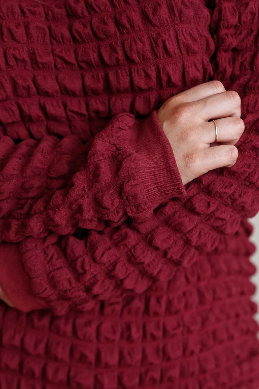 Denali Bubble Pullover - Wine, Novelty Knit, Puff Sleeves, Crew Neck