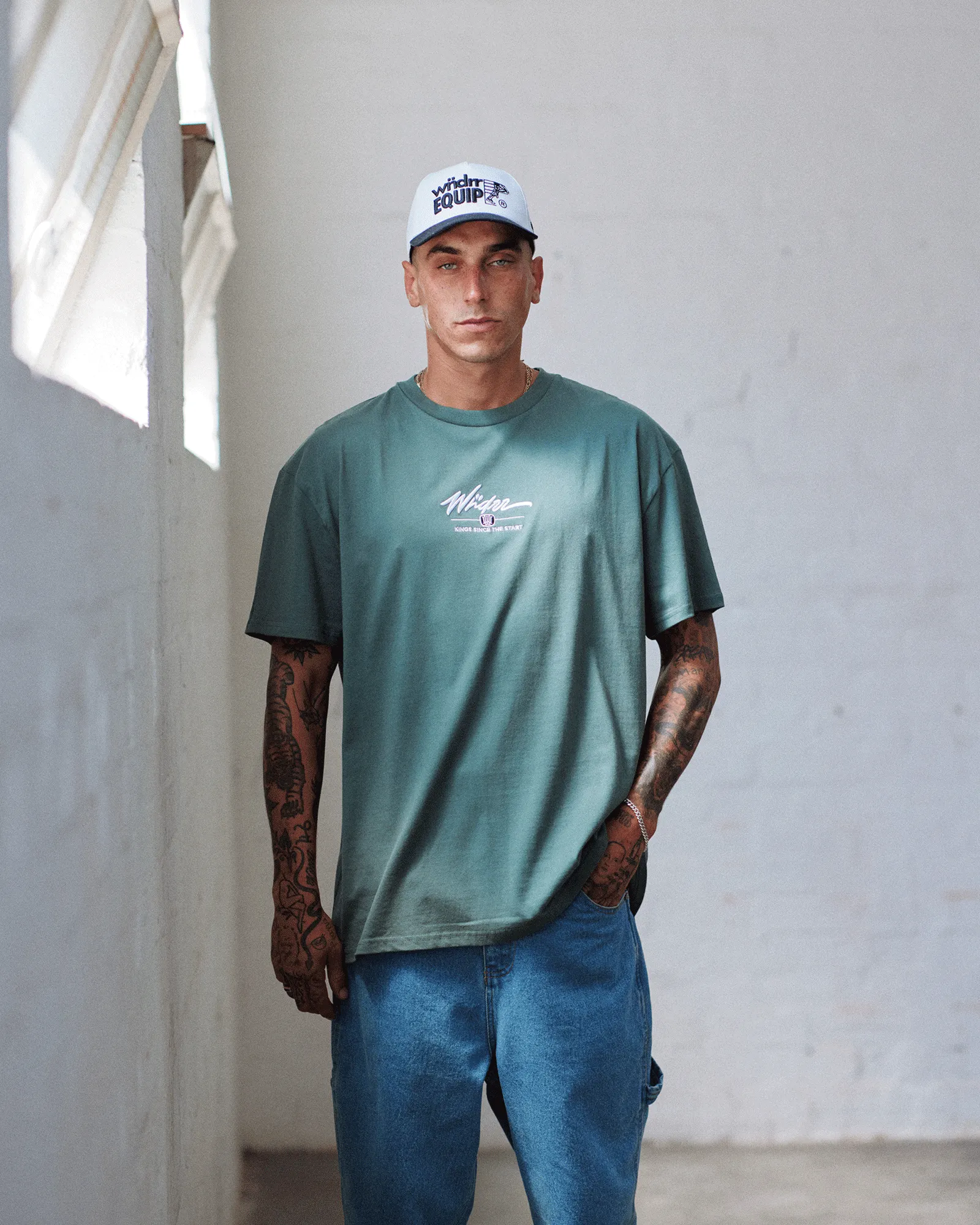 DETONE BOX FIT TEE - DARK GREEN