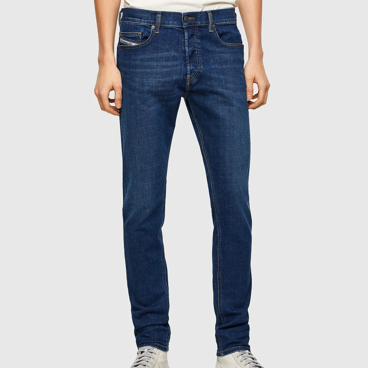 Diesel - D-Luster 009NN Slim Jeans in Blue