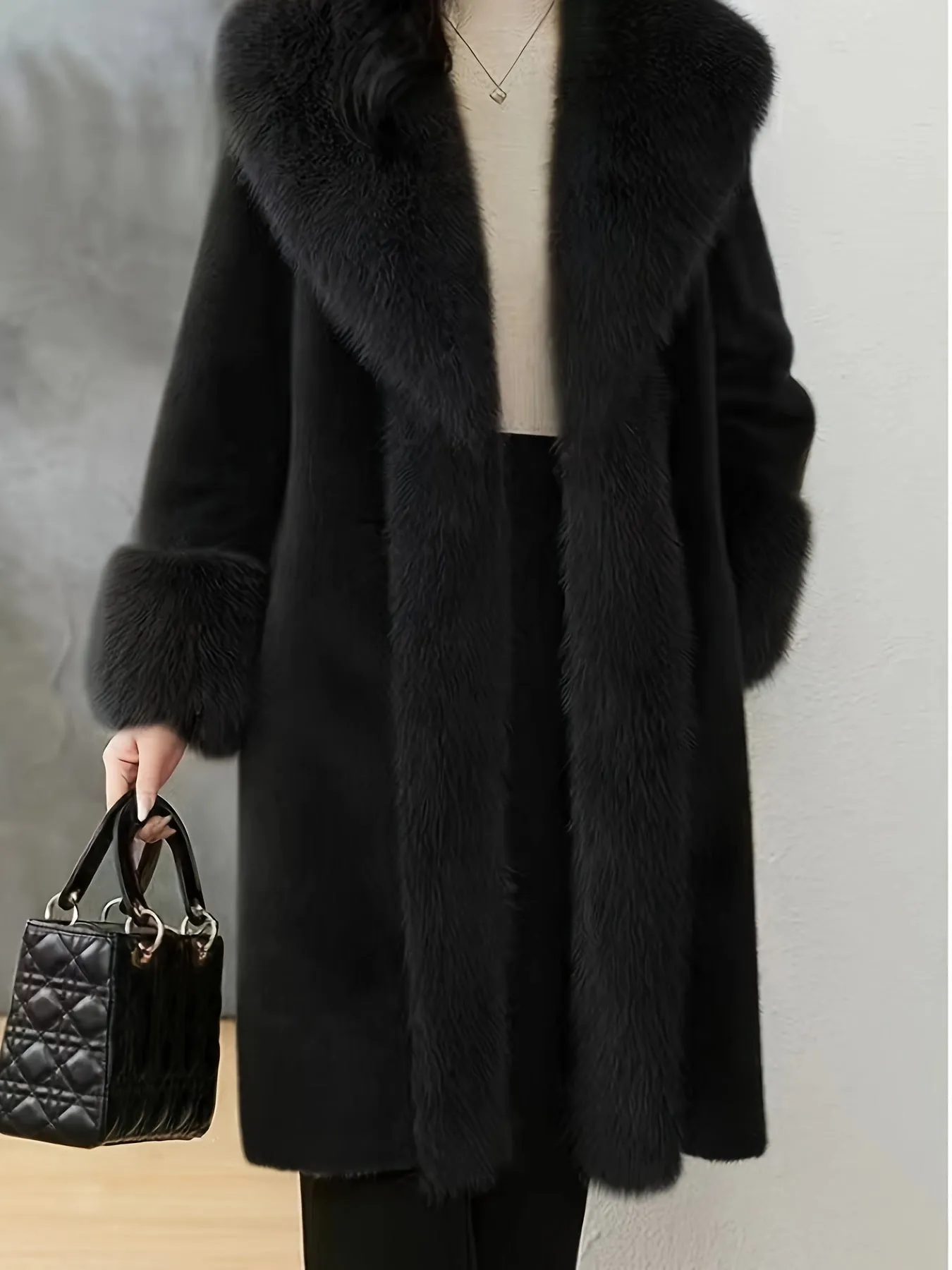 Elegant Womens Faux Fur Coat  Soft  Warm Outerwear