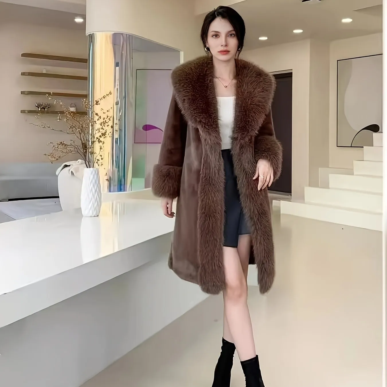 Elegant Womens Faux Fur Coat  Soft  Warm Outerwear