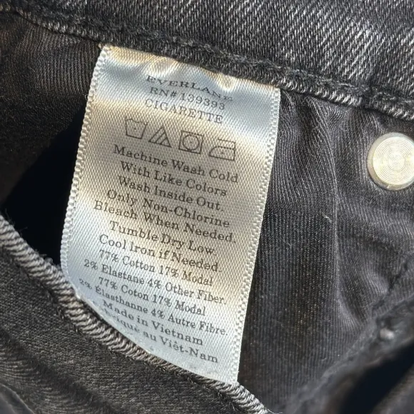 EVERLANE High Rise Slim Straight Cigarette Jeans Size 26 Black