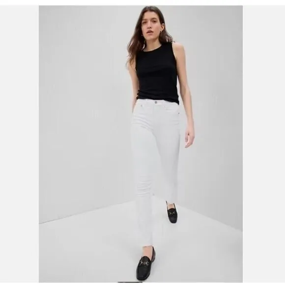 GAP 90's High Rise Y2K SPLIT HEM Vintage Slim Size 16/33 White Jeans MSRP $80