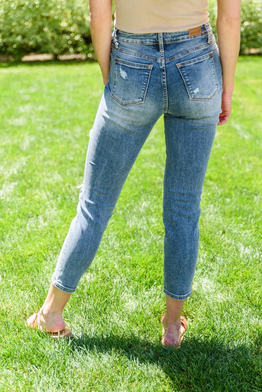 Hazel Blues® | Hi-Rise Destroyed Slim Fit Jeans