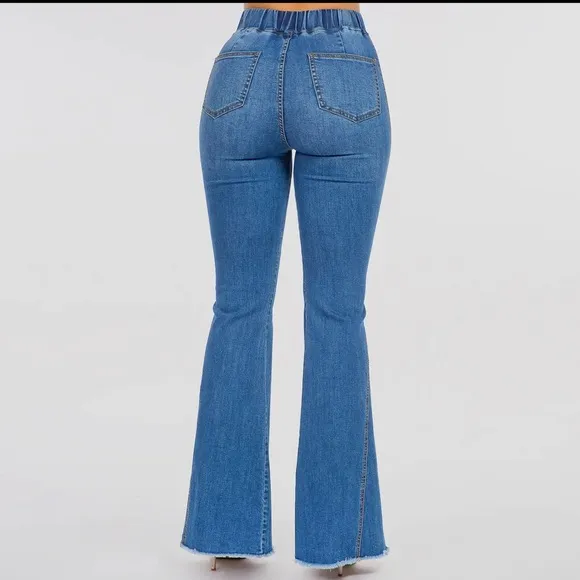 High waist curvy flare jeans