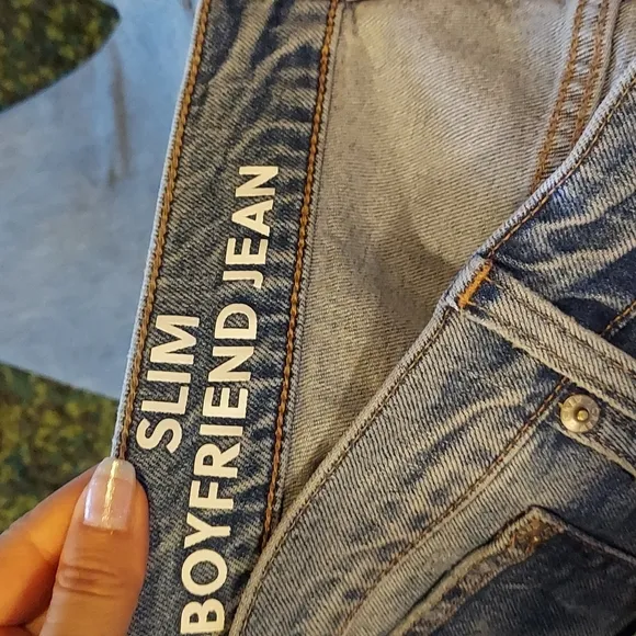 J. Crew Slim Boyfriend Jeans Size 35 NEW