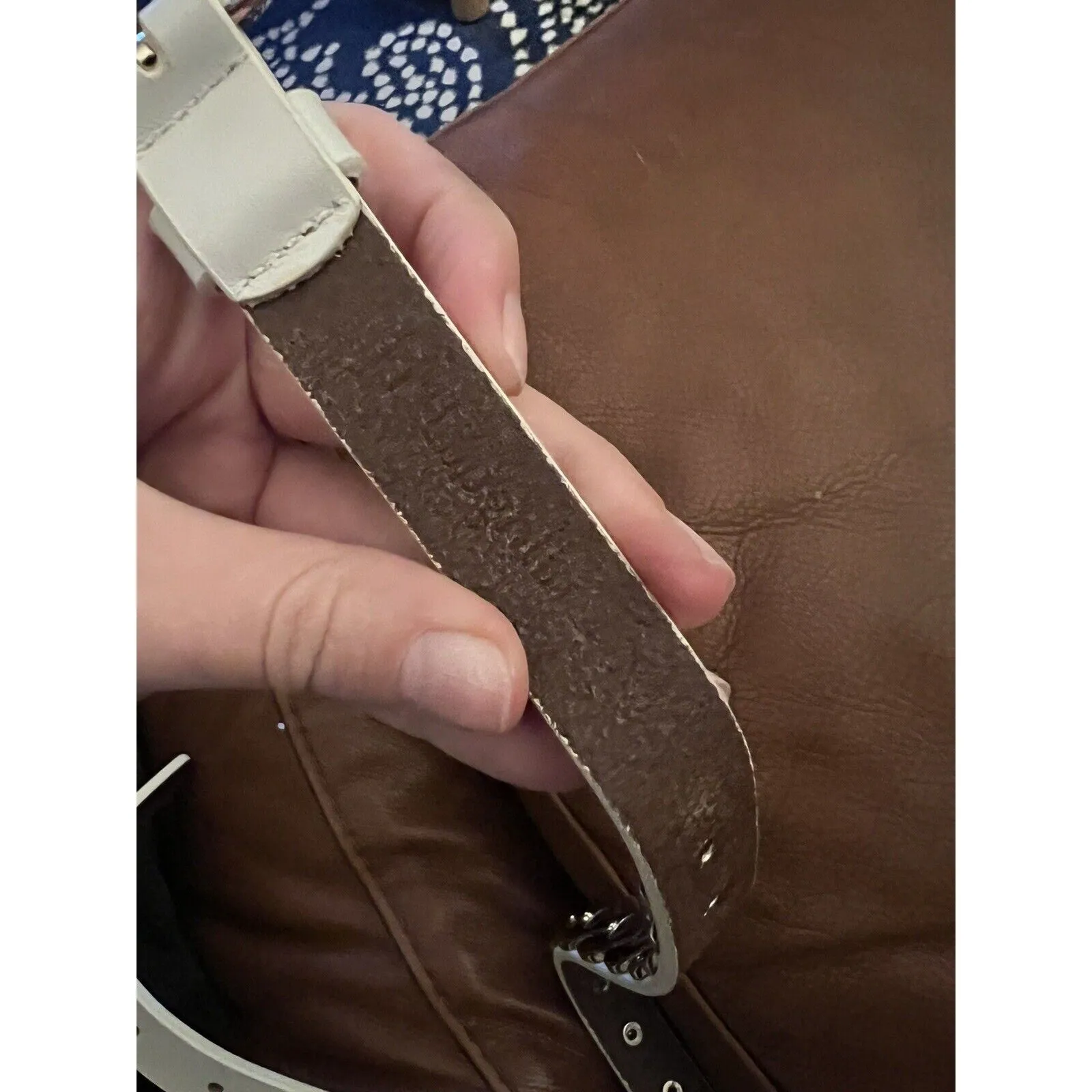 J. McLaughlin Women's White Leather Belt with Gold Metal Detail – XS (23"-27")