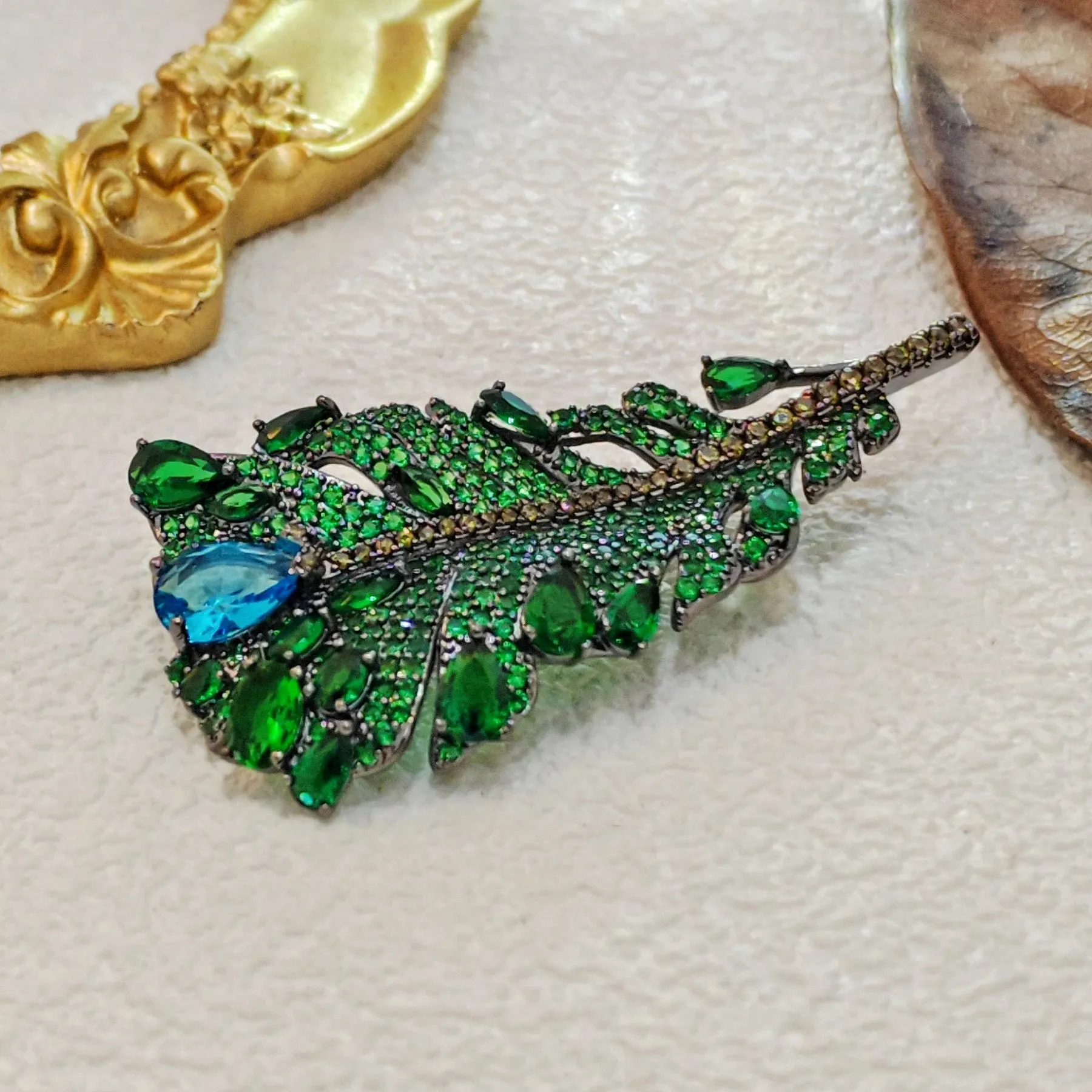 Jewelblings Art Vintage Pear Stone Accent Green Feather Brooches and Pins