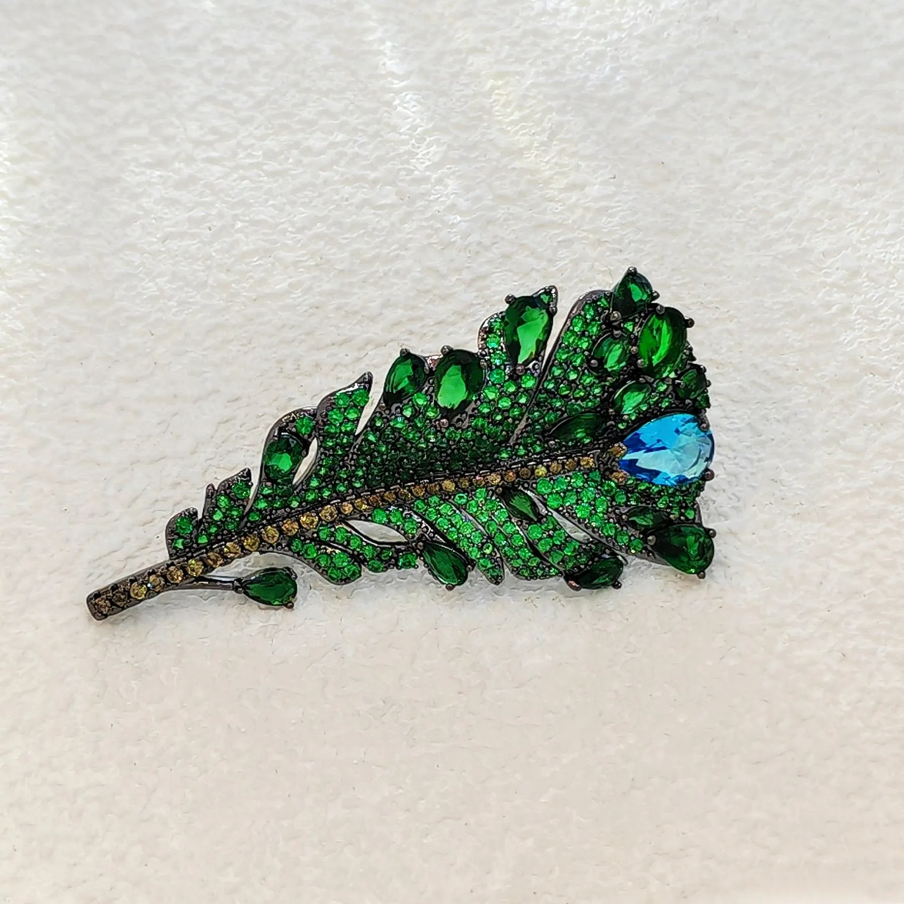 Jewelblings Art Vintage Pear Stone Accent Green Feather Brooches and Pins