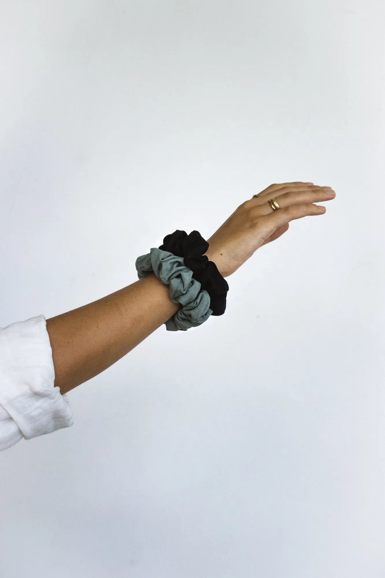 Layla Scrunchie Sage