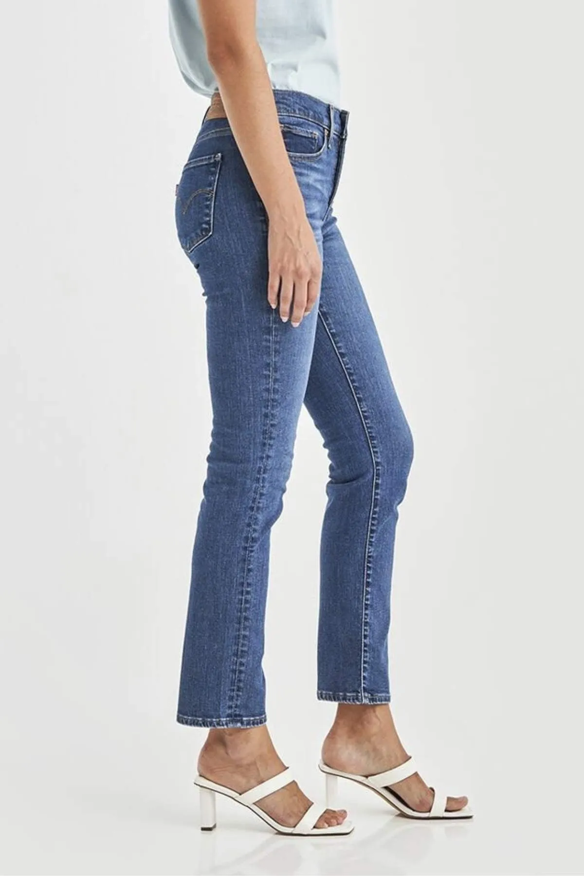Levis 312 Shaping Slim Jean