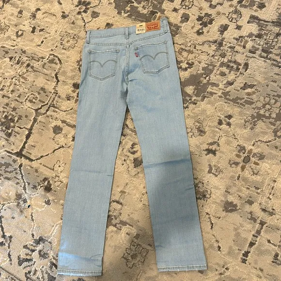 LEVIS 312 Shaping Slim Women's Jeans NWT