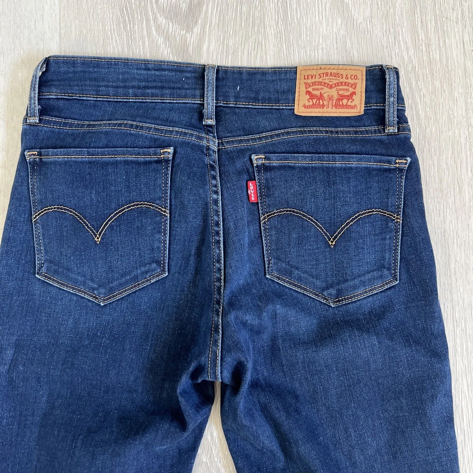 Levis Womens 712 Slim Denim Jeans Size 27