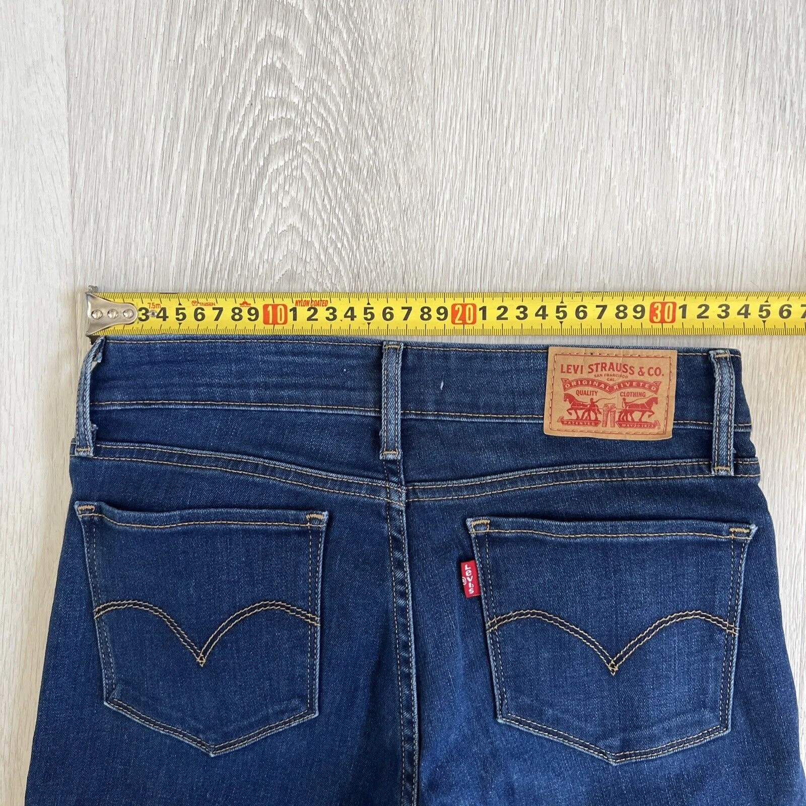 Levis Womens 712 Slim Denim Jeans Size 27