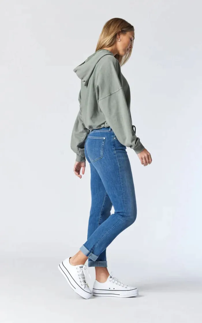 Mavi- Kathleen Slim Boyfriend in Light Brushed Feather Blue 28" Length