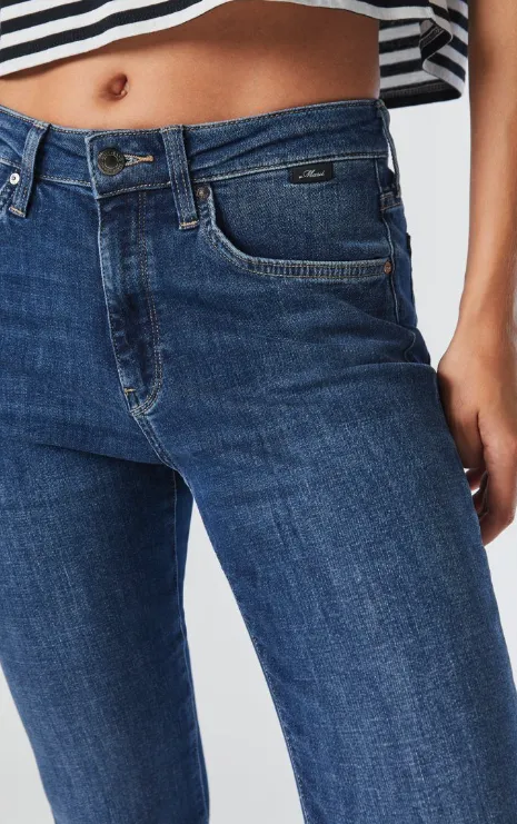 Mavi Kathleen Slim Boyfriend Jeans in Mid Feather Blue