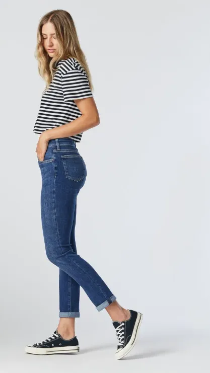 Mavi Kathleen Slim Boyfriend Jeans in Mid Feather Blue
