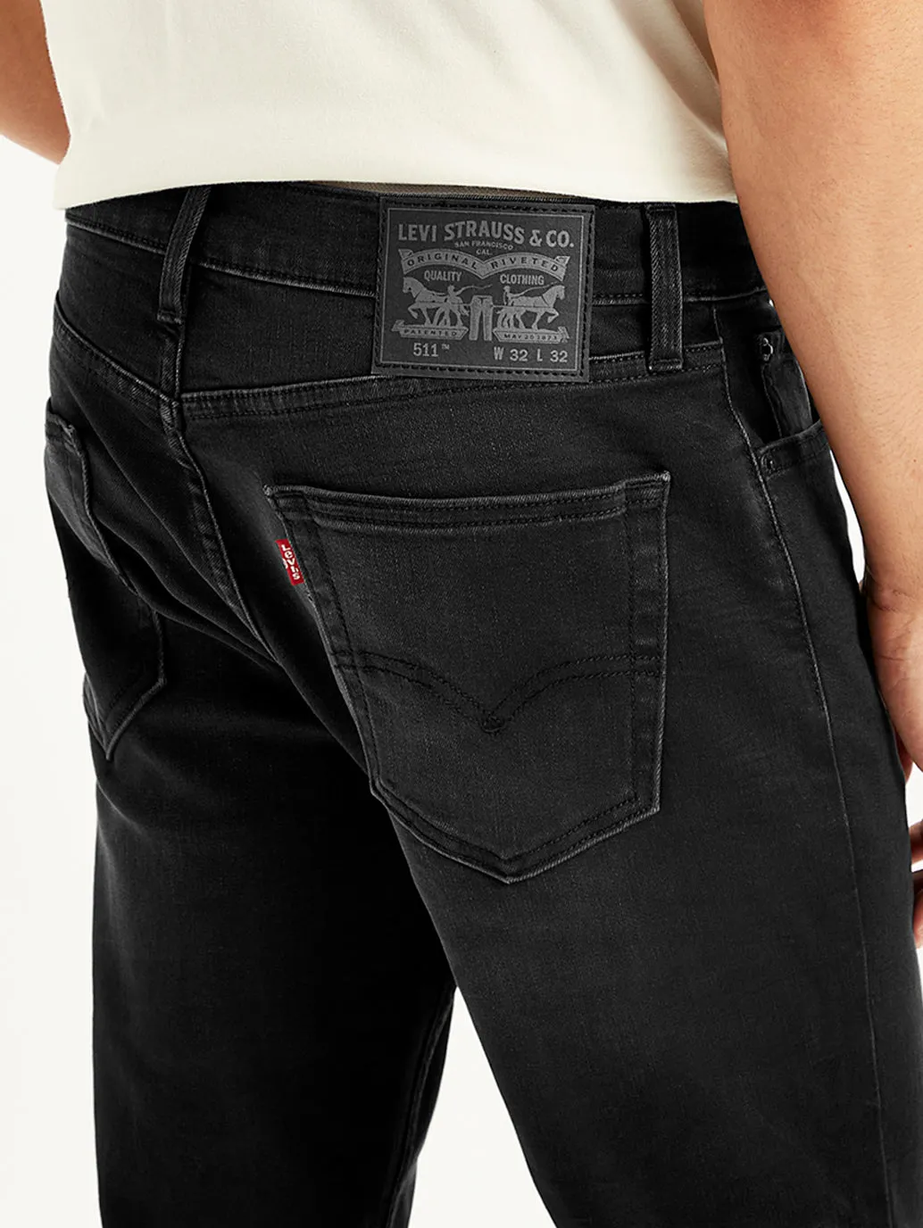 Men's 511 Black Slim Fit Mid Rise Jeans