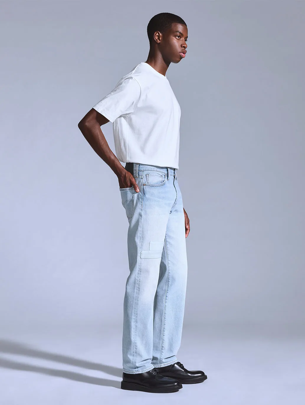 Men's 511 Light Blue Slim Fit Mid Rise Jeans