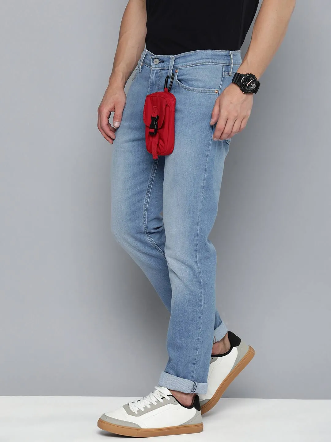 Men's 511 Light Blue Slim Fit Mid Rise Jeans