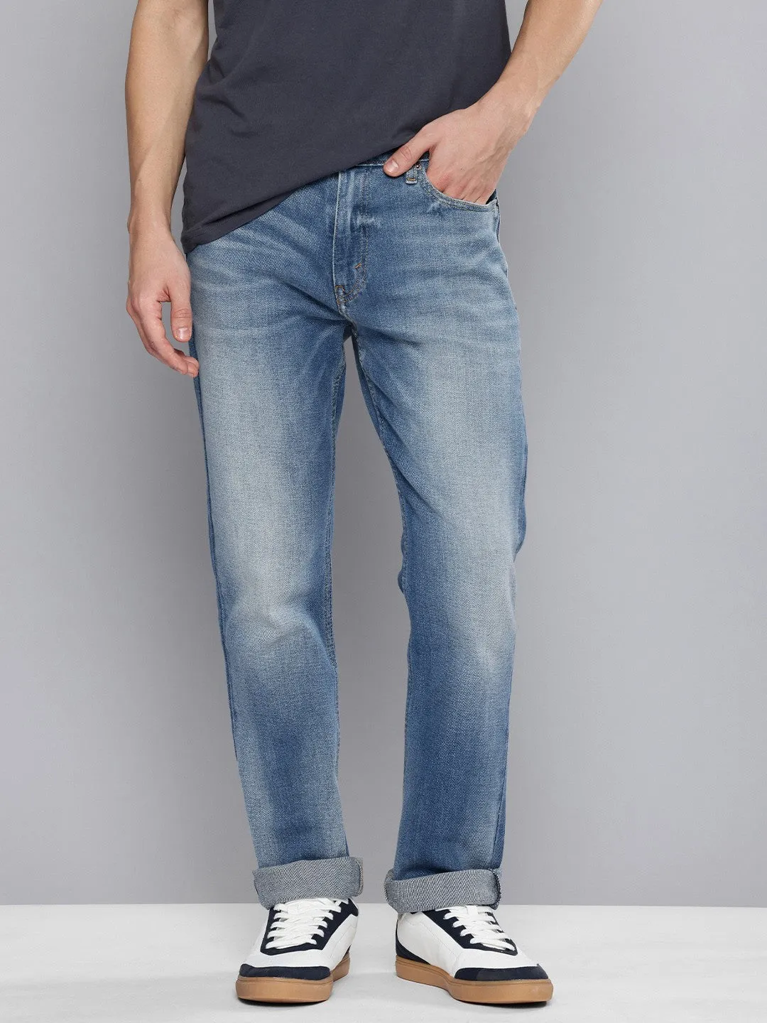 Men's 511 Light Blue Slim Fit Mid Rise Jeans