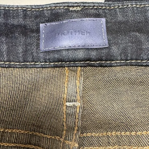 MOTHER | The Looker Ankle Fray Jean in Jaded &amp; Torn