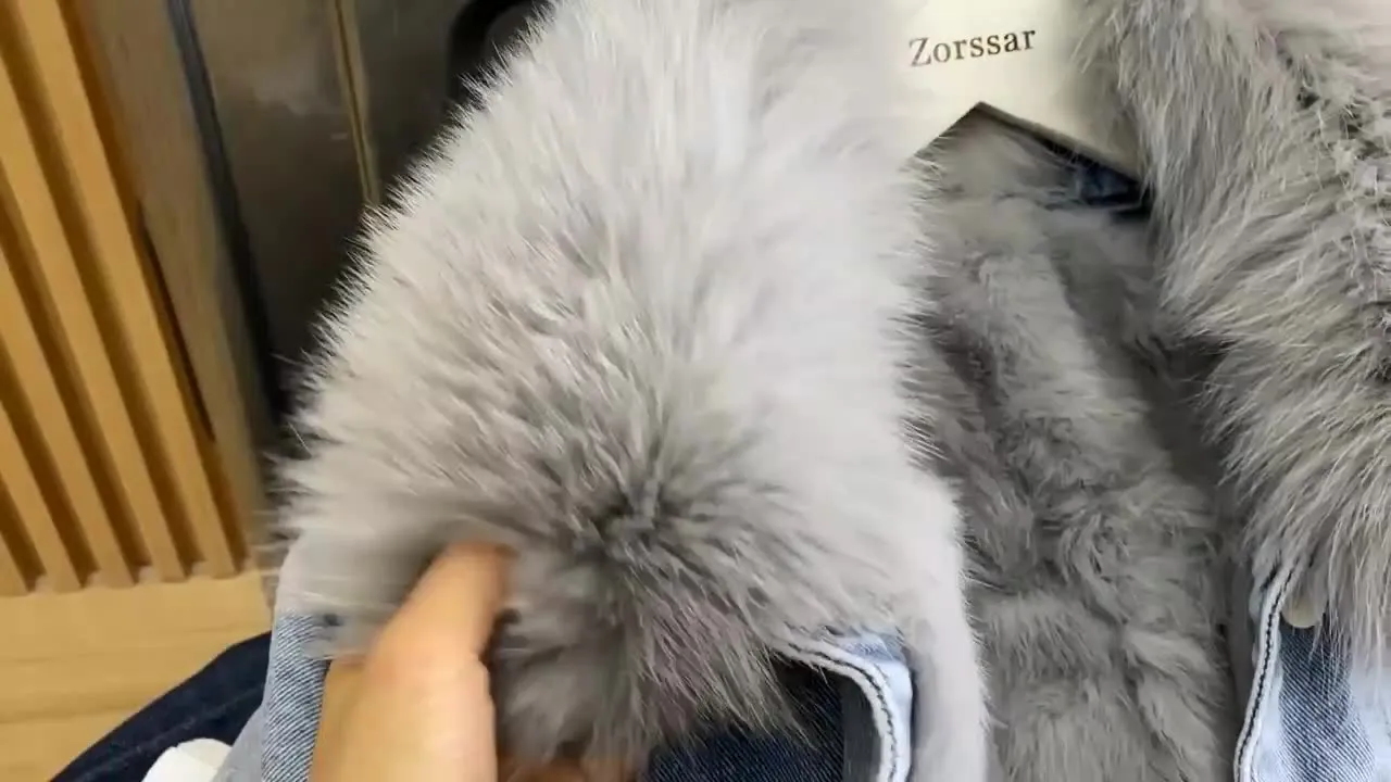 New Winter Luxury Real Faux Fur Collar Denim Jacket Parker For Women Thick Warm Detachable Rabbit Fur Liner Jeans Parka Coat
