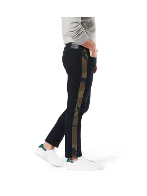 New with tags! Signature by Levi Strauss & Co.™ Men's Camo Stripe Slim, Black! Sz 38WX32L