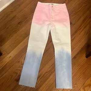 New without tag PAIGE Hoxton Slim Jeans in Sunset Ombré size 27