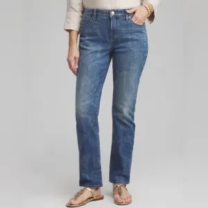 NWT Chico’s Newberry Indigo 2R So Slimming Girlfriend Slim Leg Jeans Trendy