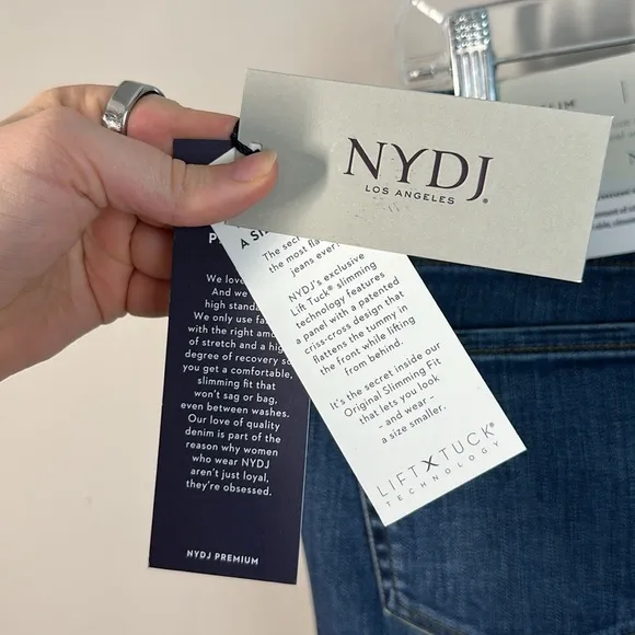NWT NYDJ Sheri Slim Horizon Jeans Size 14
