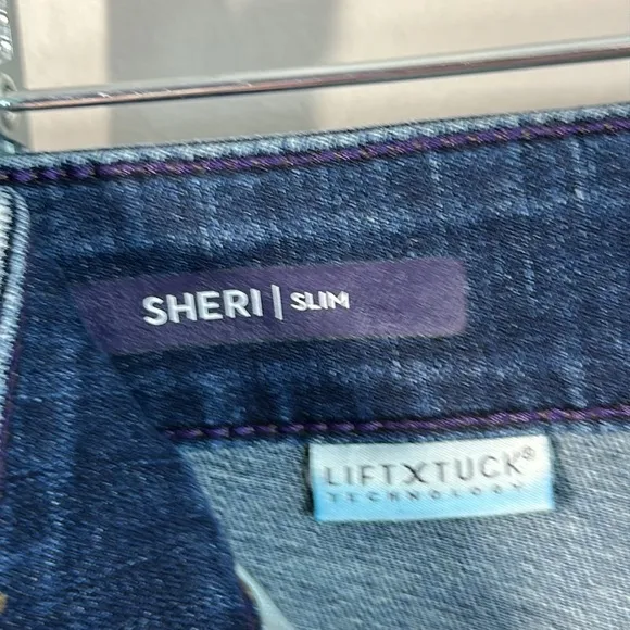 NWT NYDJ Sheri Slim Horizon Jeans Size 14