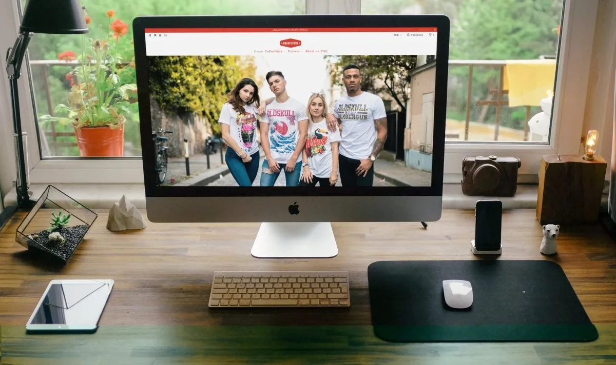 Obawi.com Création d'un site e-commerce de T-Shirts vintage