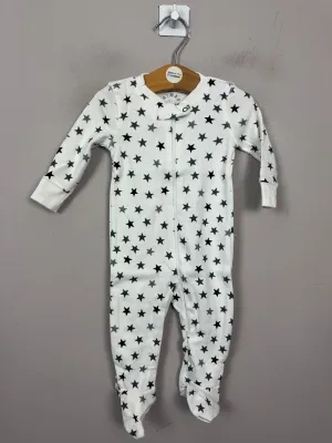 Primary Organic Sleepsuit - B/W stars 0-3m NEW