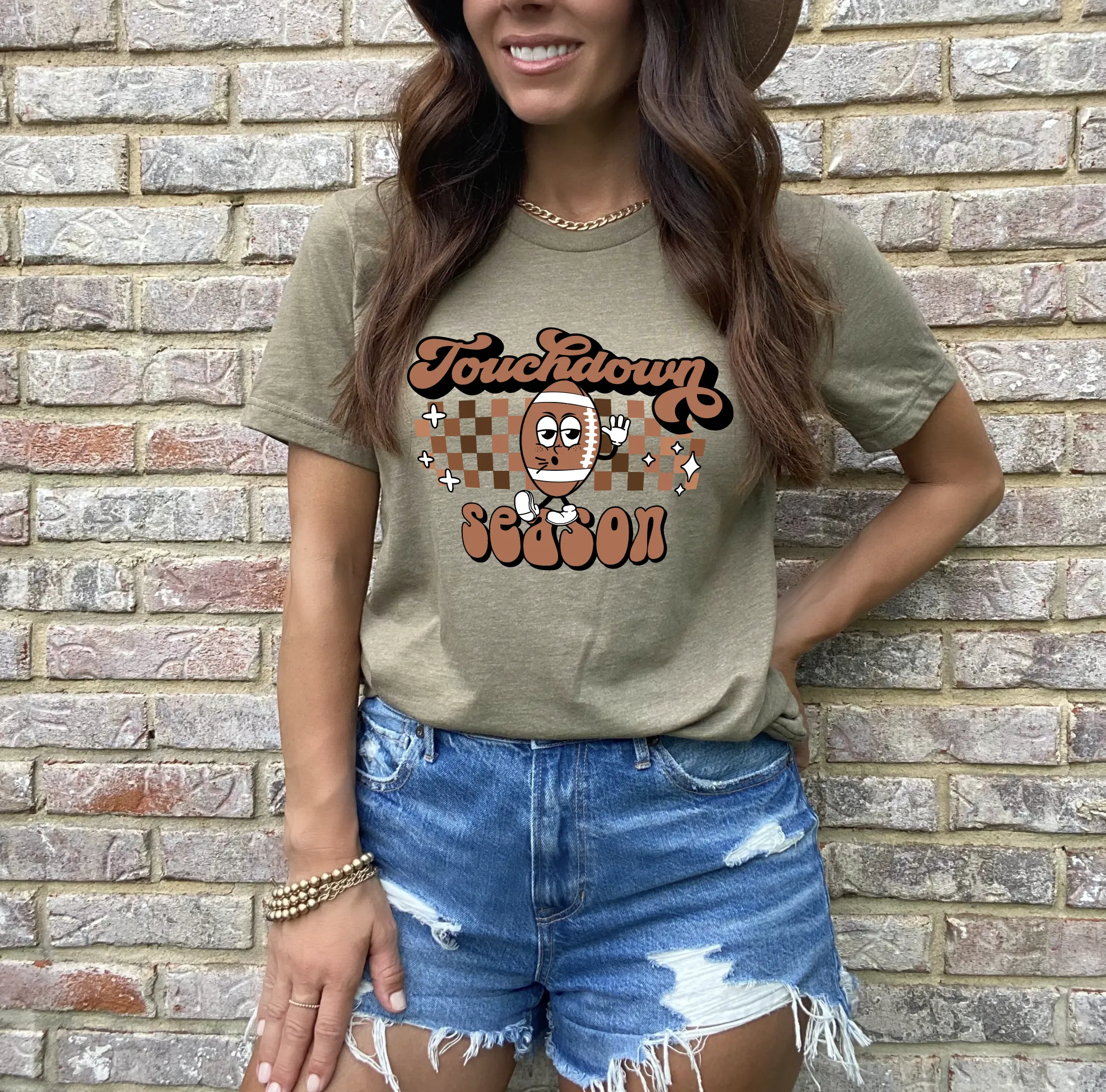 RETRO TOUCHDOWN FOOTBALL SEASON T- SHIRT